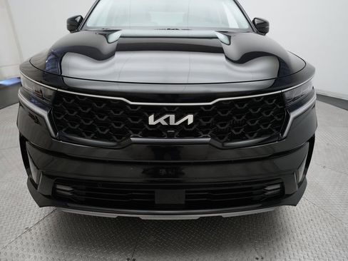Certified 2023 Kia Sorento SX Prestige w/ Panoramic Sunroof Package AWD/4WD image 22
