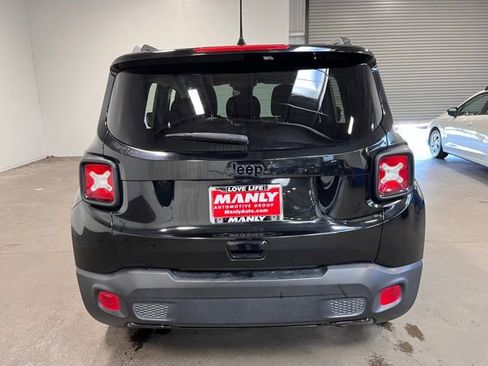 Used 2019 Jeep Renegade Altitude w/ Quick Order Package 2XM image 4