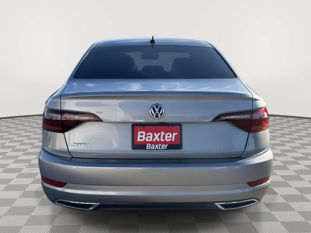 Used 2019 Volkswagen Jetta R-Line w/ R-Line Cold Weather Package FWD image 11