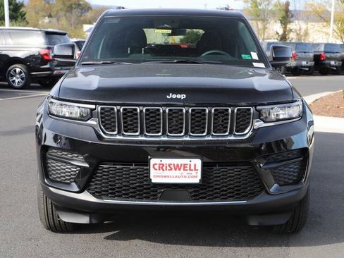 New 2025 Jeep Grand Cherokee 4WD image 6
