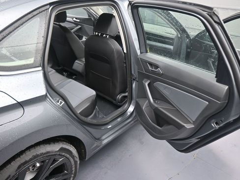 New 2026 Volkswagen Jetta SE FWD image 41