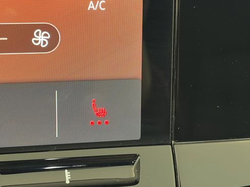 Used 2022 Volkswagen GTI SE image 23