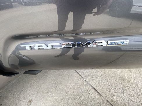Used 2019 Toyota Tacoma SR w/ SR Convenience Package RWD image 30
