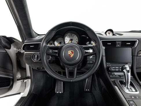 Used 2018 Porsche 911 GT3 RWD image 19