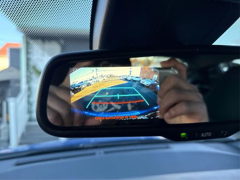 Used 2018 Toyota C-HR XLE image 28