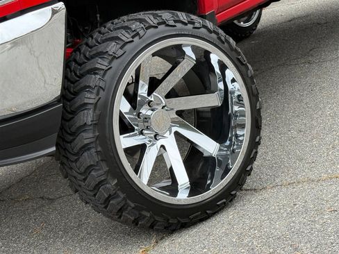 Used 2019 Chevrolet Silverado 1500 LT w/ All Star Edition image 6