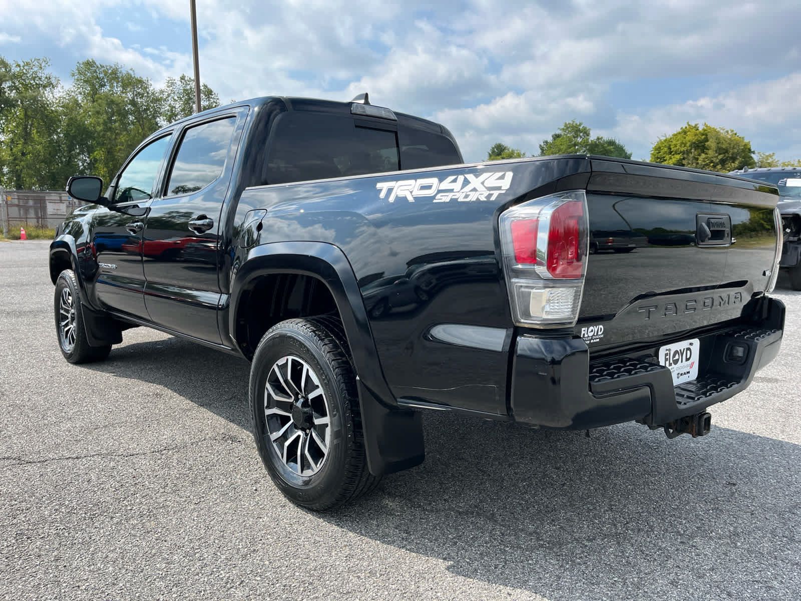 Used 2022 Toyota Tacoma TRD Sport AWD/4WD image 5