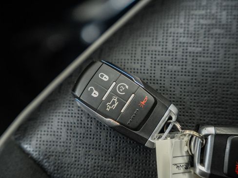 Used 2021 RAM 2500 Laramie w/ Night Edition image 58