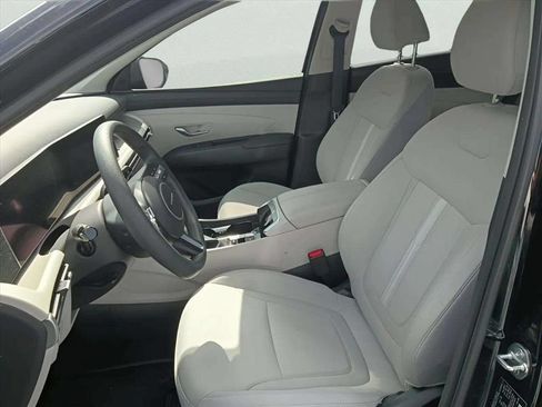 Used 2025 Hyundai Tucson SEL FWD image 7