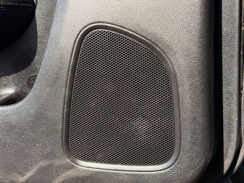 Used 2016 Chrysler 200 Limited w/ Anniversary Edition FWD image 31