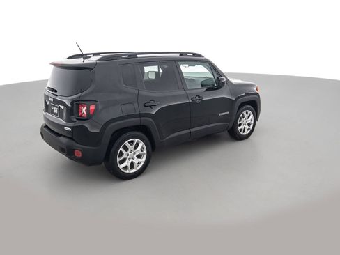 Used 2016 Jeep Renegade Latitude FWD image 5
