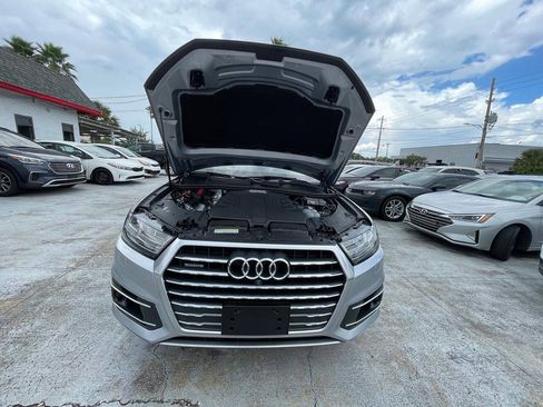 Used 2018 Audi Q7 3.0T Prestige AWD/4WD image 3