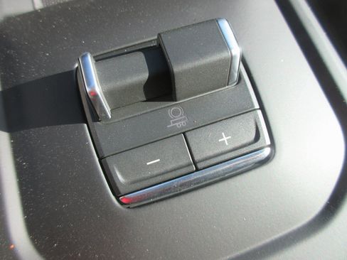 New 2026 GMC Sierra 2500 Denali Ultimate image 21