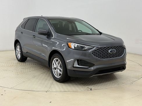 Certified 2024 Ford Edge SEL AWD/4WD image 7