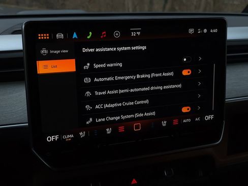 Used 2025 Volkswagen ID. Buzz Pro S image 50