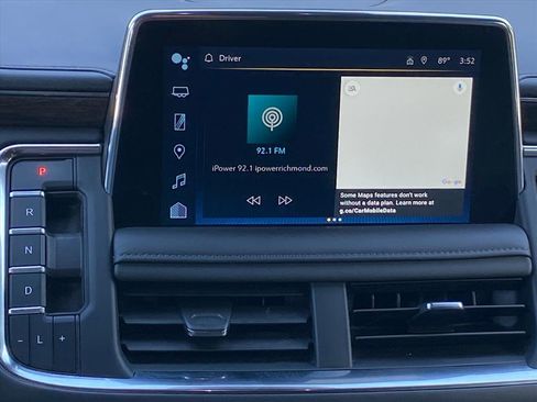 Used 2024 Chevrolet Suburban LT image 8