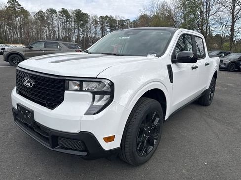 New 2025 Ford Maverick XLT w/ Black Appearance Package AWD/4WD image 3