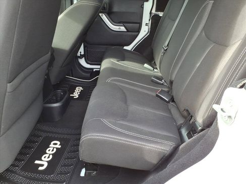 Used 2014 Jeep Wrangler Unlimited Sahara w/ Dual Top Group image 11