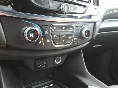 Certified 2023 Chevrolet Traverse RS w/ LPO, Floor Liner Package image 25