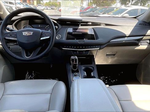 Used 2023 Cadillac XT4 Premium Luxury w/ Enhanced Visibility Package FWD image 15