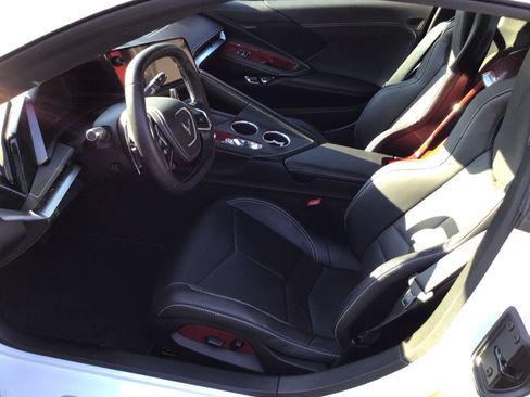 Used 2026 Chevrolet Corvette Stingray Coupe w/ 1LT RWD image 4