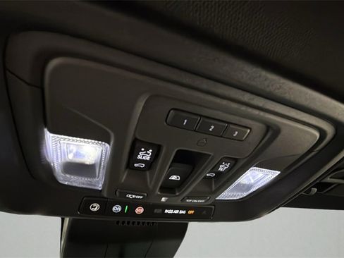 Used 2024 GMC Sierra 2500 AT4 w/ AT4 Premium Plus Package image 35