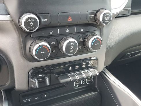 Used 2019 RAM 1500 Big Horn AWD/4WD image 26