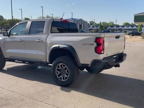 New 2026 Chevrolet Colorado ZR2 w/ Technology Package AWD/4WD image 6