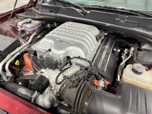 Used 2018 Dodge Challenger SRT Hellcat image 17