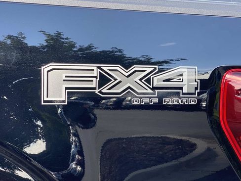 Used 2025 Ford F150 Platinum w/ FX4 Off-Road Package AWD/4WD image 12