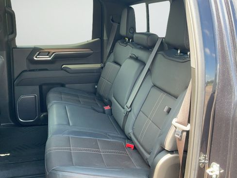 Used 2023 Chevrolet Silverado 1500 High Country w/ Technology Package AWD/4WD image 20