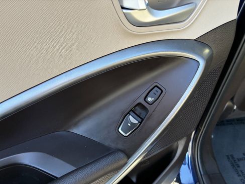 Used 2017 Hyundai Santa Fe Sport w/ 2.4L Tech Package 04 image 38