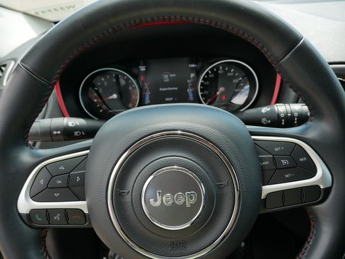Used 2019 Jeep Compass Trailhawk w/ Safety & Security Group AWD/4WD image 25