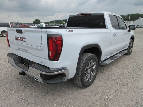 New 2026 GMC Sierra 1500 SLT w/ SLT Premium Plus Package AWD/4WD image 5