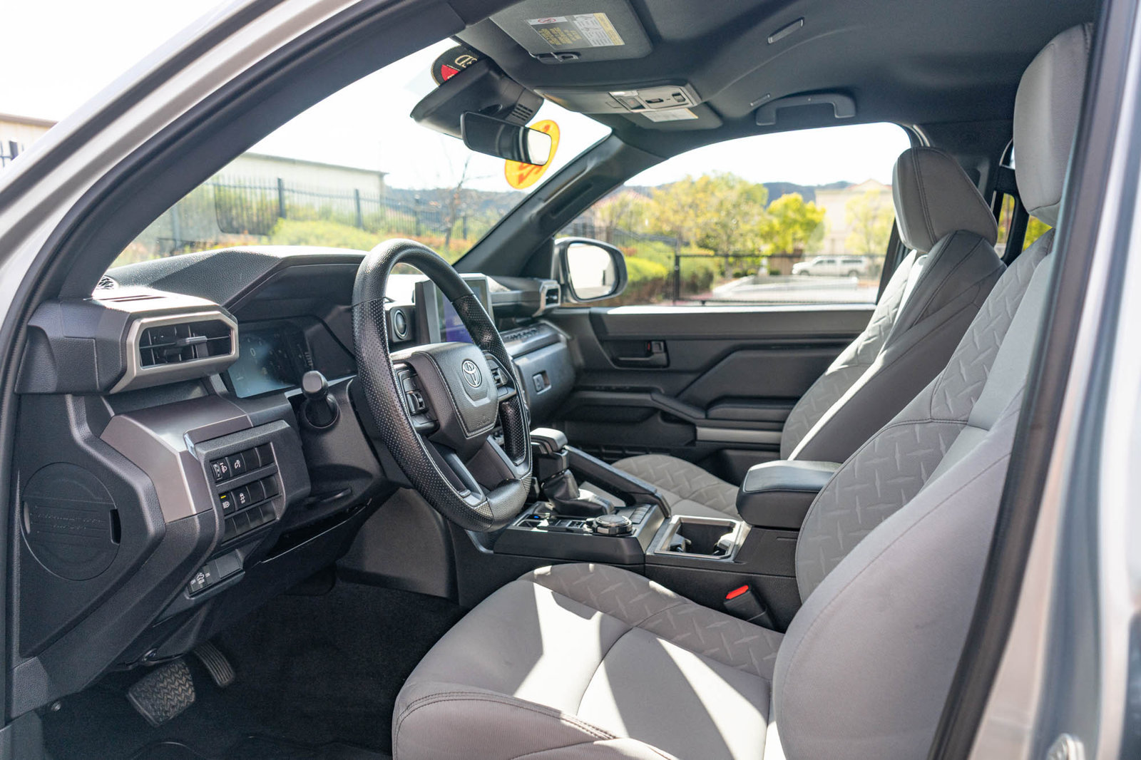 Certified 2026 Toyota Tacoma SR5 AWD/4WD image 15
