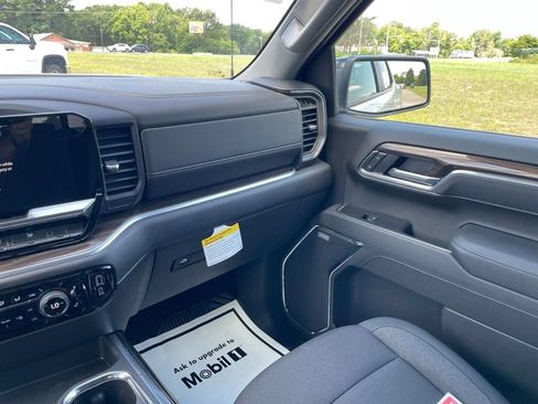 New 2026 Chevrolet Silverado 1500 RST w/ Convenience Package II AWD/4WD image 31