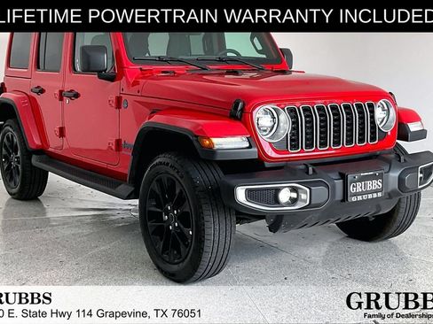 Used 2025 Jeep Wrangler Unlimited Sahara AWD/4WD image 1
