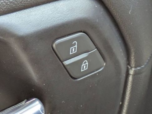 Used 2022 Chevrolet Silverado 1500 RST w/ Safety Package image 27