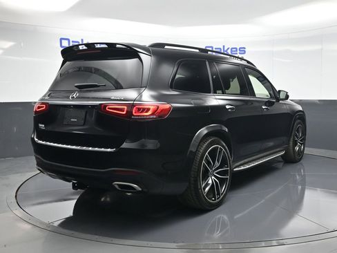 Used 2021 Mercedes-Benz GLS 580 4MATIC image 8