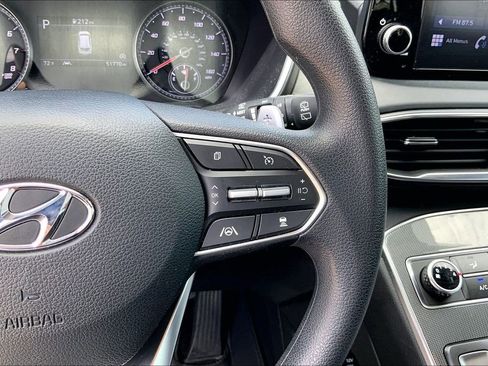 Used 2022 Hyundai Santa Fe SEL FWD image 19
