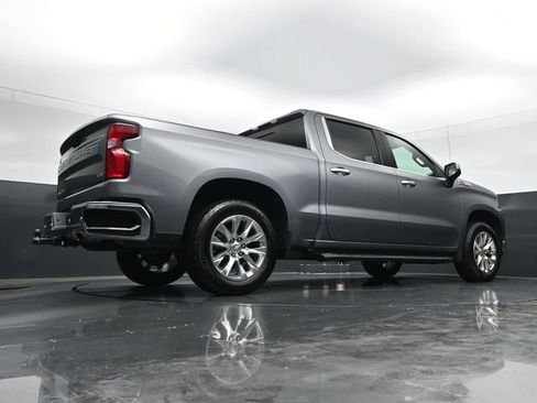 Used 2021 Chevrolet Silverado 1500 LTZ AWD/4WD image 41