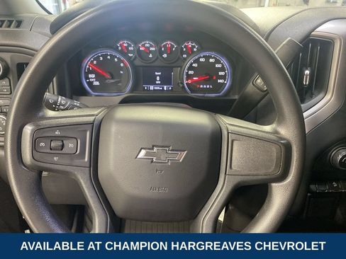 Used 2022 Chevrolet Silverado 1500 Custom Trail Boss AWD/4WD image 15