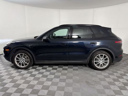 Used 2019 Porsche Cayenne S AWD/4WD image 2