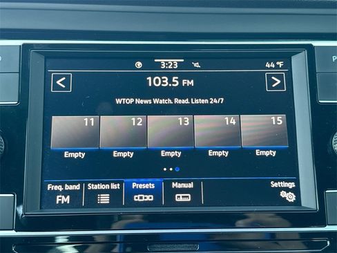 Used 2024 Volkswagen Jetta Sport image 12