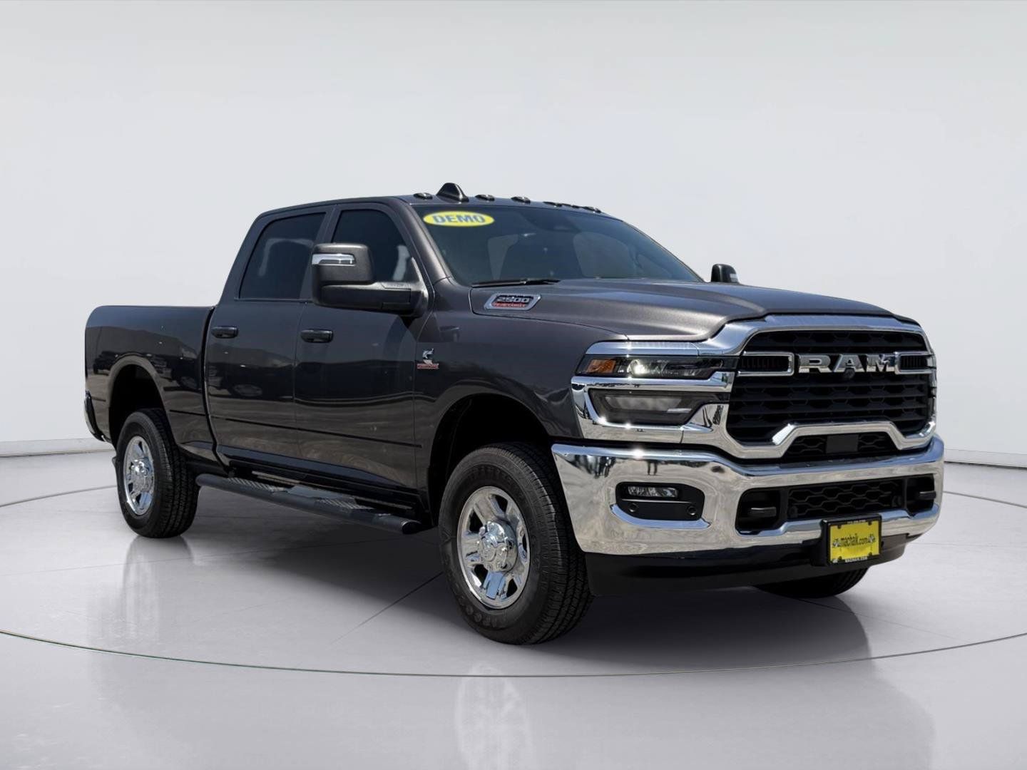 Used 2025 RAM 2500 Tradesman AWD/4WD image 3
