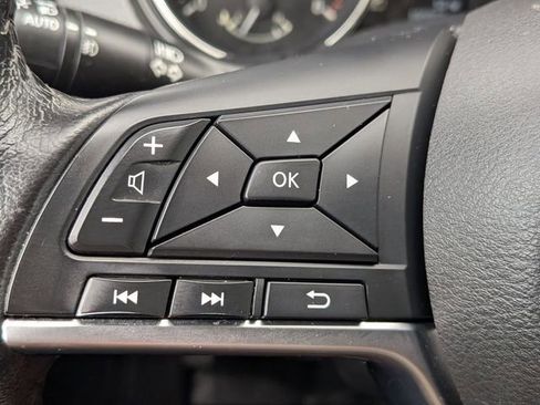 Used 2017 Nissan Rogue SL w/ SL Premium Package image 20