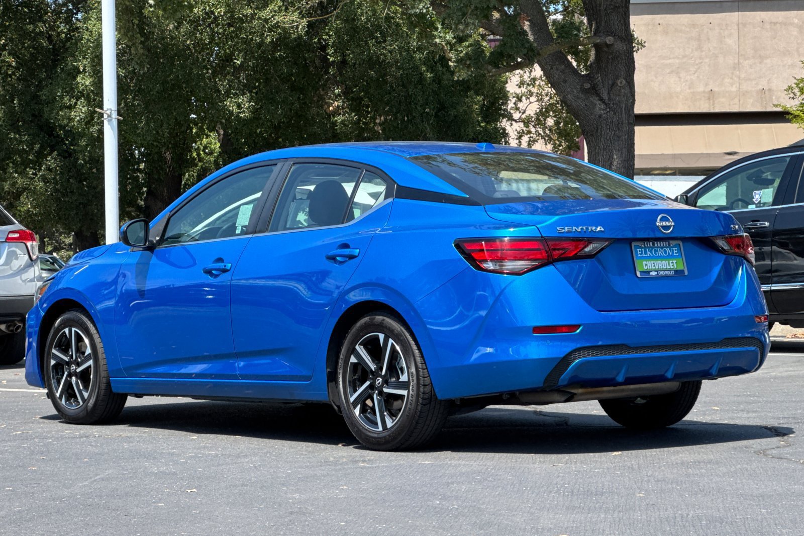 Used 2024 Nissan Sentra SV FWD image 5