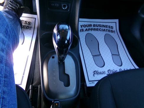 Used 2021 Chevrolet Spark LT image 14