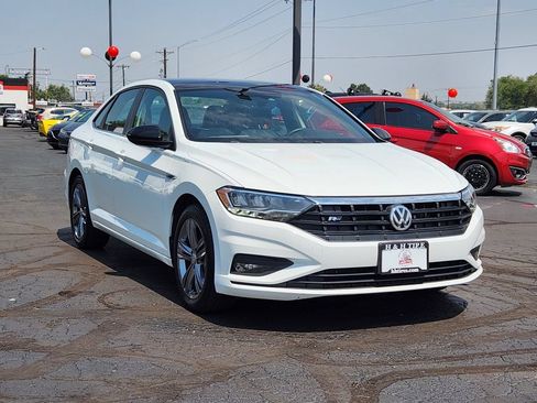 Used 2021 Volkswagen Jetta R-Line FWD image 5