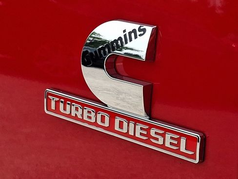Used 2024 RAM 3500 Tradesman w/ Chrome Appearance Group AWD/4WD image 31